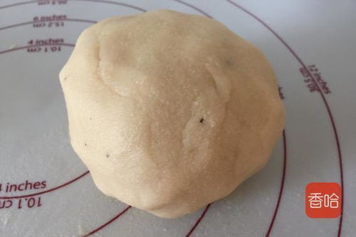 自己在家做的紅豆沙餡餅,外脆內(nèi)軟,家人隔三岔五就要吃